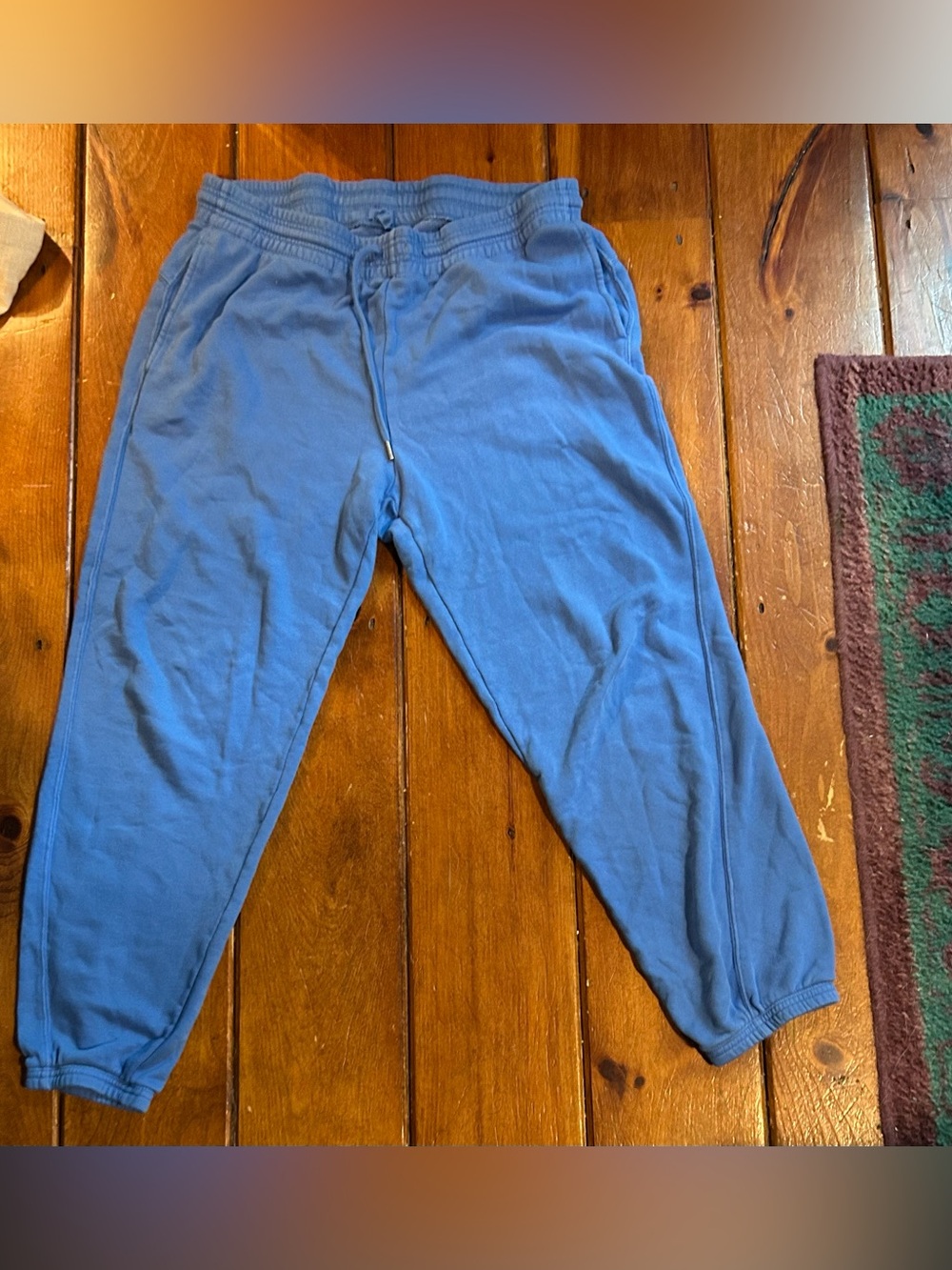 Aerie/American Eagle Outfitters Bundle of Large Bottoms:leggings, shorts, sweats - Picture 3 of 5